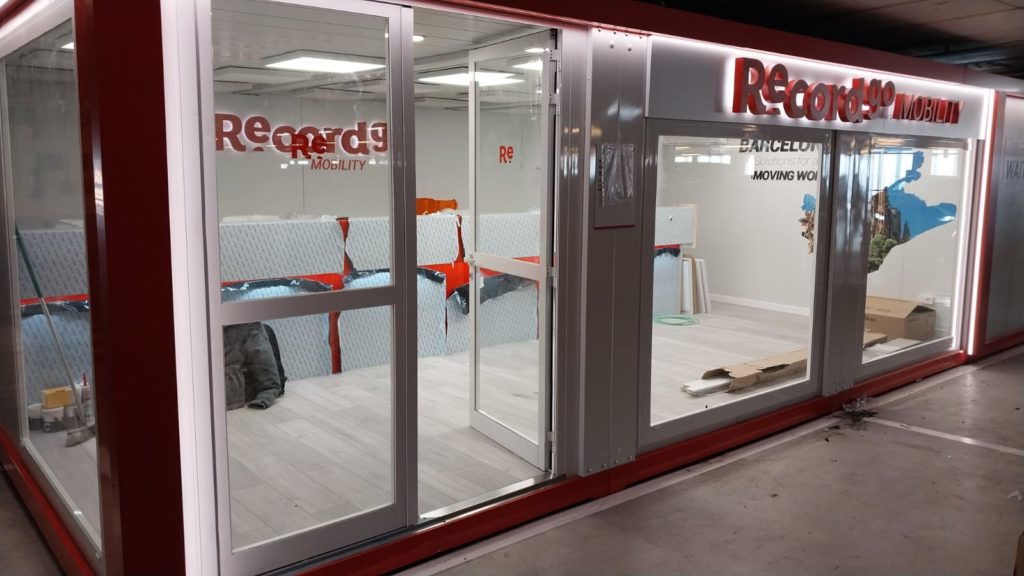 Detalle Oficina 56 m2 en Parking T1 El Prat.